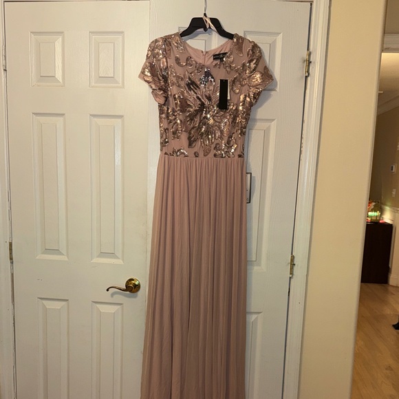 besty maxi Dresses & Skirts - Betsy & Adam Blush Sequin Floral Bodice Maxi Dress